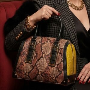 Aldo Y2K Vintage Mobwife Retro Bold Snakeskin Faux Leather Bowling Bag Purse
